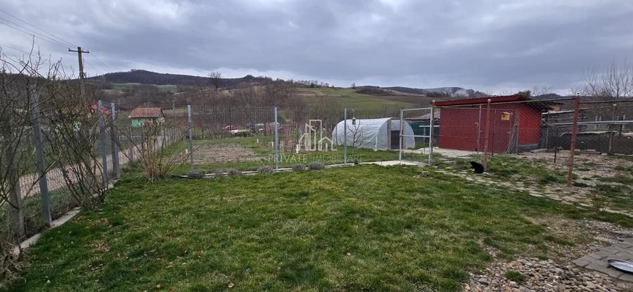 Casa ultramoderna de vanzare in Hetiur - 32