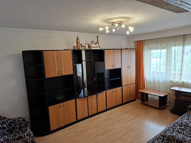 3 camere Bascov , Decomandat / Centrală , LIBER / NEGOCIABIL ! - 3