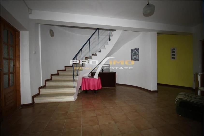 Costinesti - Vila P+1E+terasa, cu 9 camera, cu.teren 977mp. dubla deschidere - 19