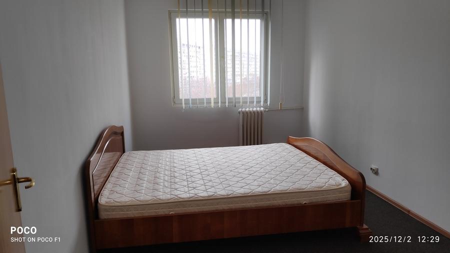 Dristor, intrare metrou Dristor 1 - 9