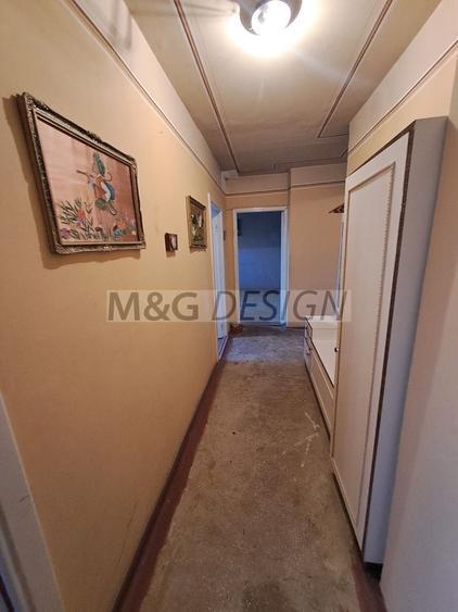 Etaj 2, Spitalul Judetean -Casa Tineretului 3 camere - 9