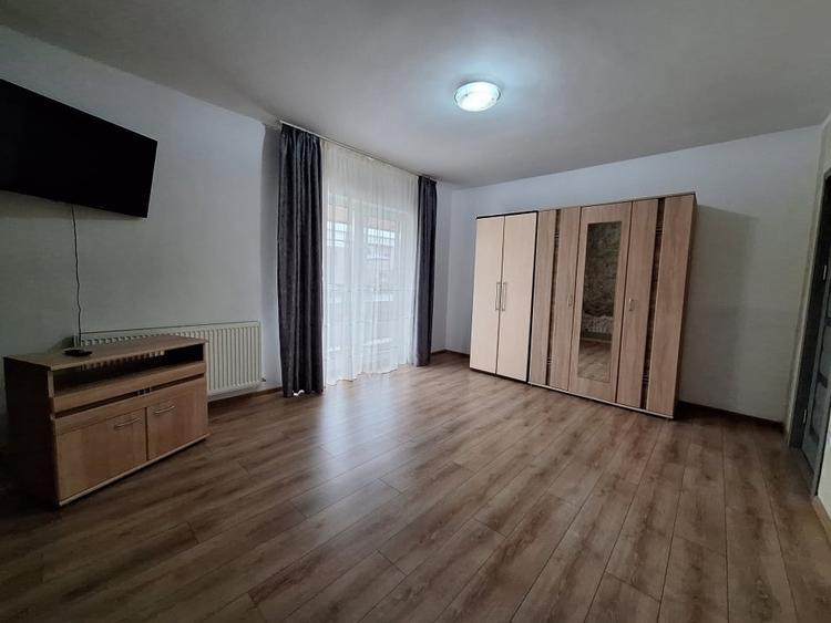 Apartament cu 2 camere decomandat, mobilat în Florești — fotografia 2