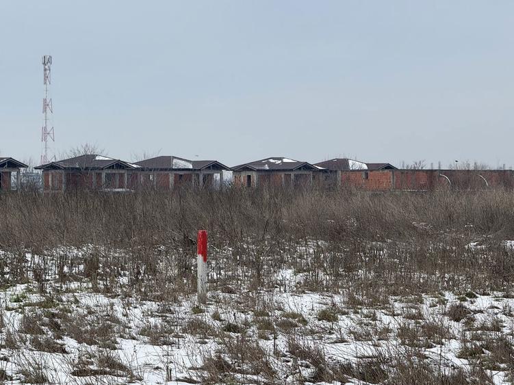 Vanzare teren intravilan - 6