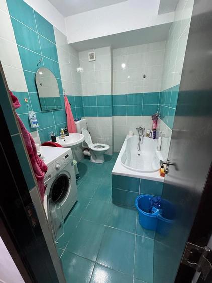 proprietar vand garsoniera sector 5 - 8