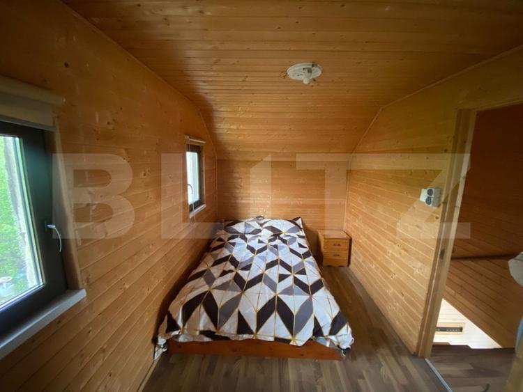 Casuta cocheta cu panorama superba asupra satului Campenesti si a lacurilor - 8