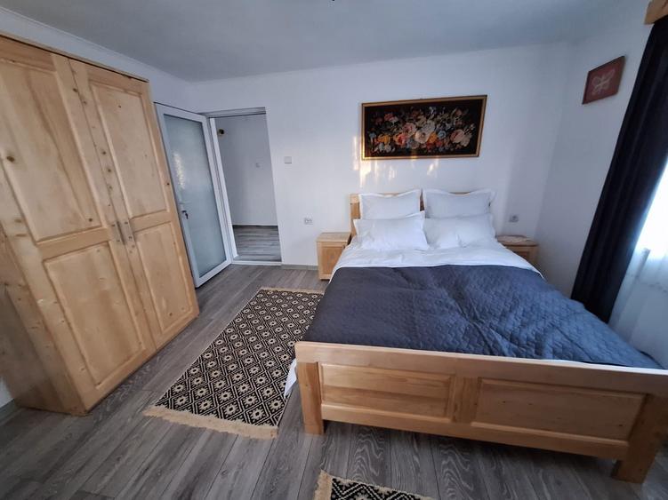 Inchiriez casa la tara - 1