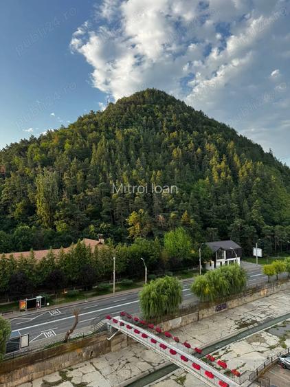 Apartament 2 camere cu priveli?te superba Bld. Dacia, Piatra Neam? 50 m utili | Semidecomandat Apartament 2 camere cu priveli?te superba Bld. Dacia, Piatra Neam? 50 m utili | Semidecomandat