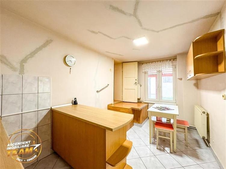 FILM&3D! Casa ospitaliera,curte si gradina asortata,arie linistita,Simeria,Sfant - 15