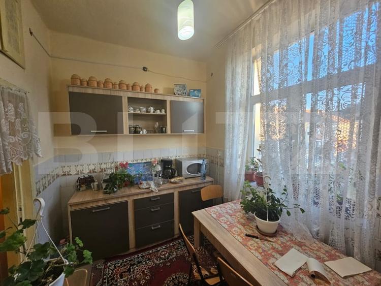 Apartament cu 3 camere decomandat, mobilat în Ocna Mureș