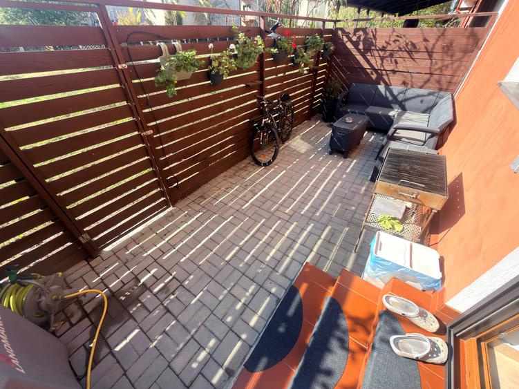 Casa P+1+Pod mansardabil. 4 cam. 1.2 km Fata de metrou - 2