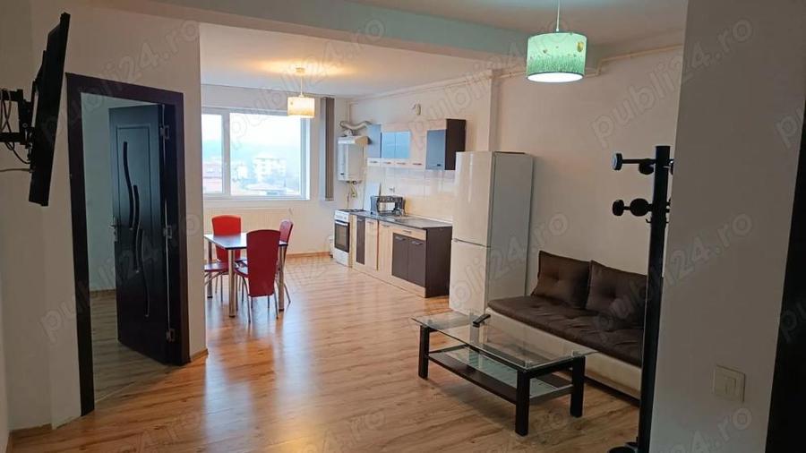 Apartament cu 2 camere semidecomandat în Florești