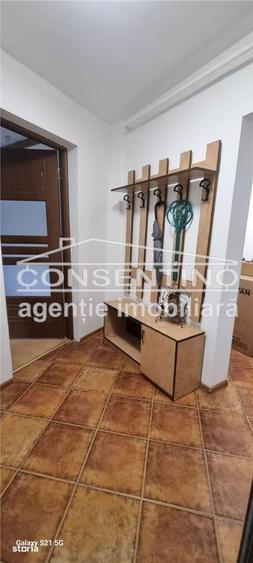 Se vinde imobil cu 3 camere pe str. Viitorului la etajul 1 , liber - 5