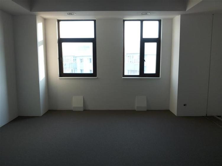 Spatii de birouri de vanzare in cladire unica - 13