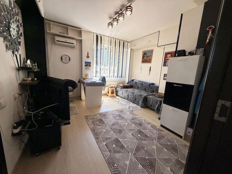 Vand apartament 2 camere Ferentari, intersectie Prelungirea Ferentari cu str Mihail Calinici - 1