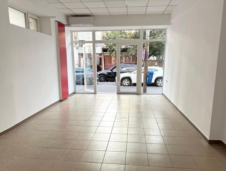 Spatiu comercial de inchiriat – zona Piata Gemeni, renovat complet, vizibilitate Spatiu comercial de inchiriat – zona Piata Gemeni, renovat complet, vizibilitate