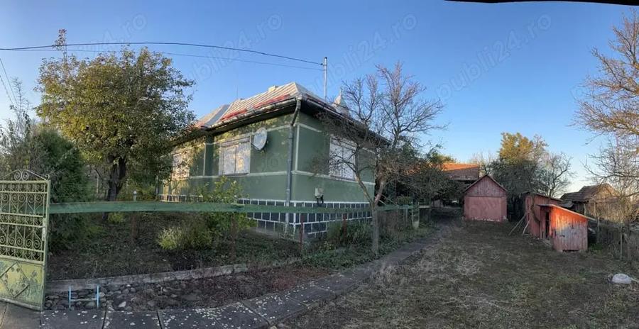 Casă cu 4 camere în Stupini
