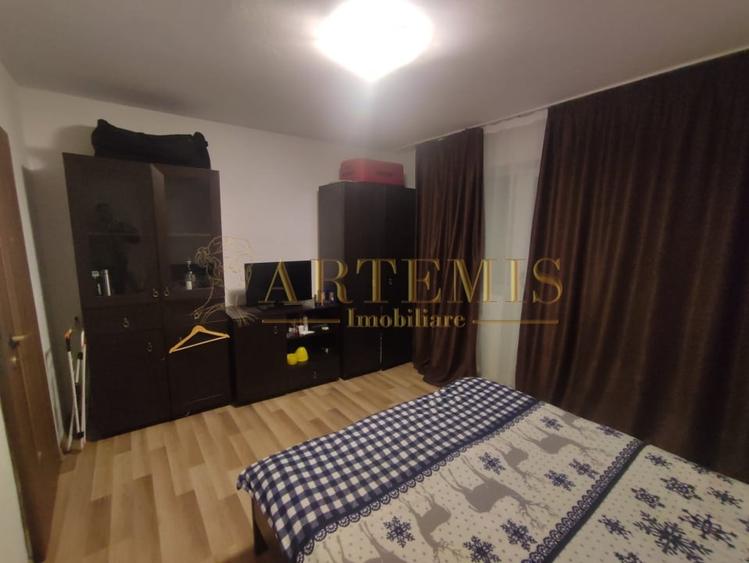 Apartament de 2 camere, 50 mp., zona Decebal - 3