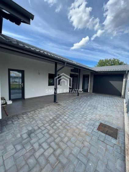 DE VANZARE VILA MALU DPART SPATIOASA GATA DE MUTARE - TEREN - 3