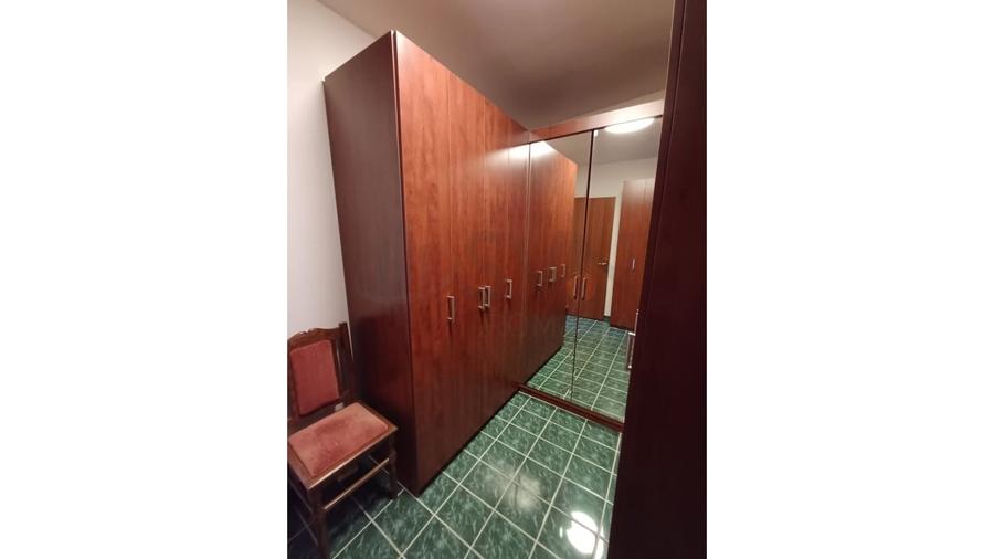 Apartament cu 4 camere decomandat, mobilat în Batistei