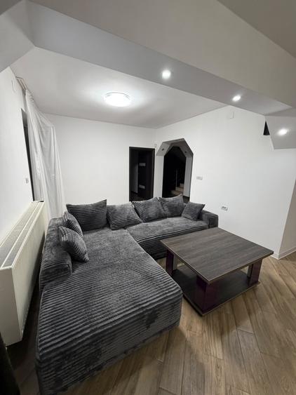 Duplex cu 5 camere cu Canalizare în Chiajna