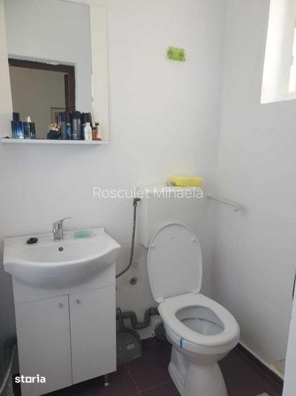 Proprietar-Inchiriez apartament 3 camere