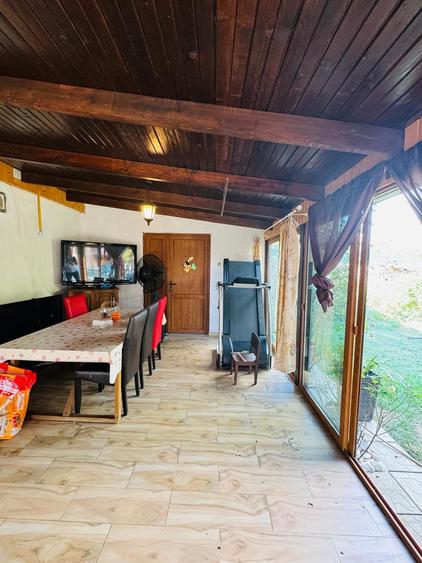 Casă individuală cu 5 camere cu Teren 500 Mp în Ghiroda