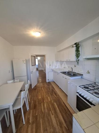 Apartament 4 camere, 3 balcoane, parcare in Piața Cipariu - 1