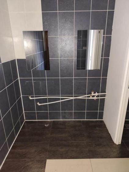Casă individuală cu 4 camere cu Canalizare în Central