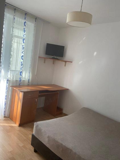 Apartament cu 2 camere decomandat în Precista
