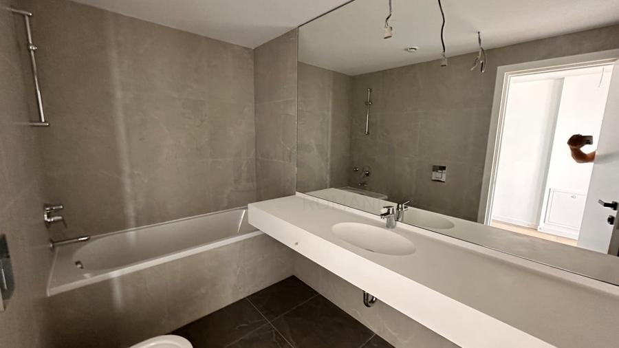 Apartament cu 3 camere decomandat în Floreasca