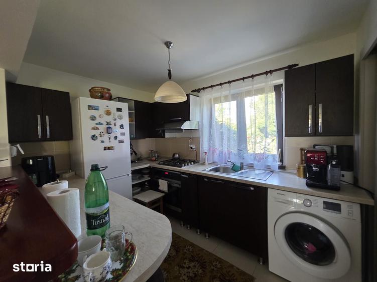 Casă cu 4 camere cu Teren 5095 Mp în Șoimuș