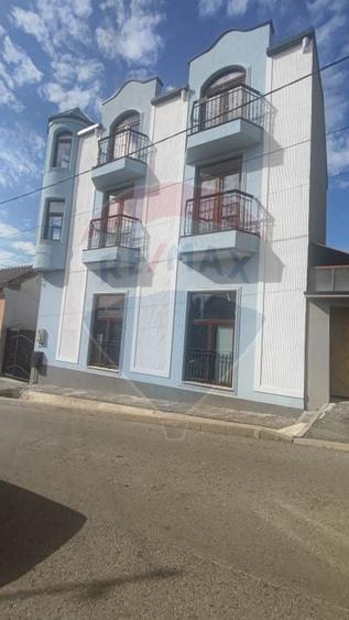 Birou, de 117 mp, în Gării