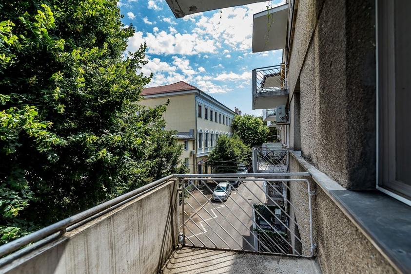 Apartament cu 2 camere nedecomandat, mobilat în Ultracentral