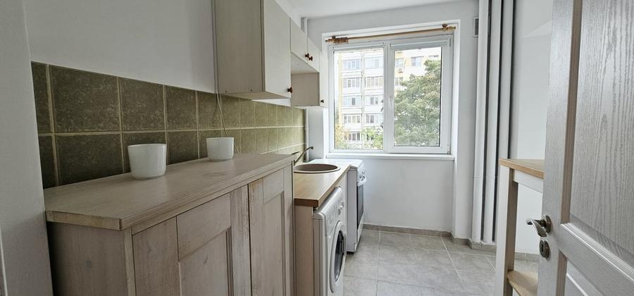 Apartament cu 2 camere, mobilat în Vatra Luminoasă
