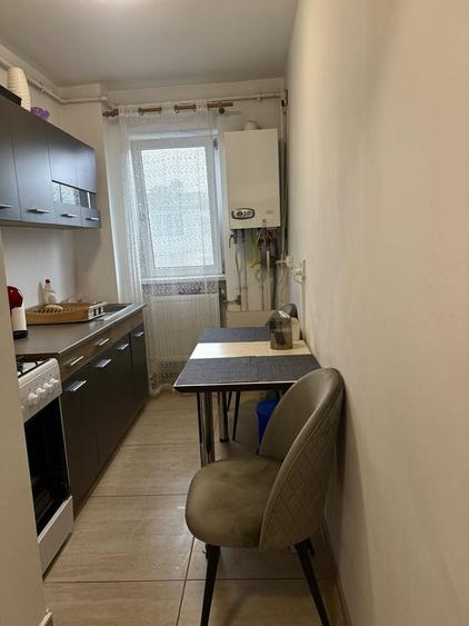 Apartament cu 2 camere decomandat în Exterior Vest