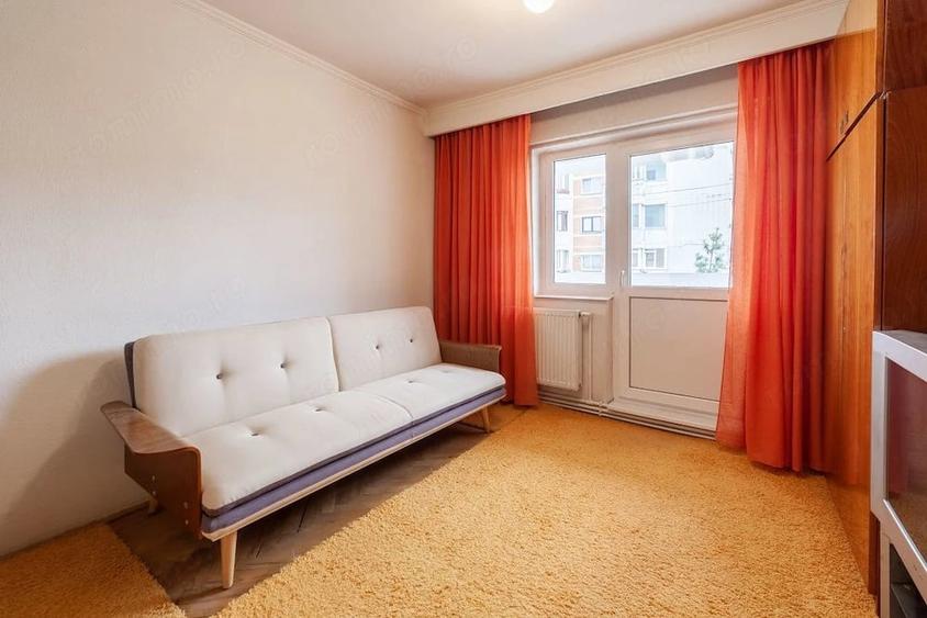 Apartament cu 3 camere decomandat în Bere