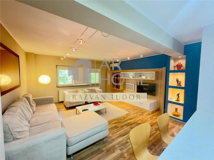 Apartament cu 3 camere decomandat, mobilat în Democrației