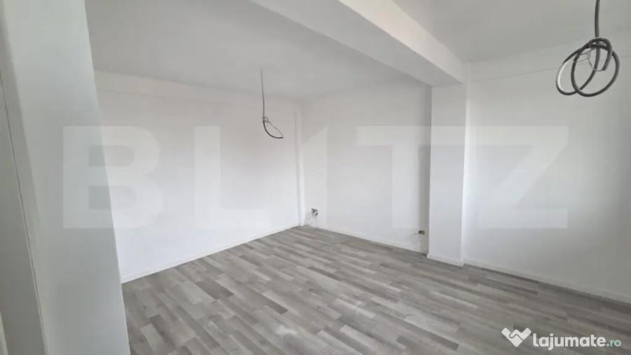Apartament de vanzare 2 camere decomandat, la cheie, i - 12