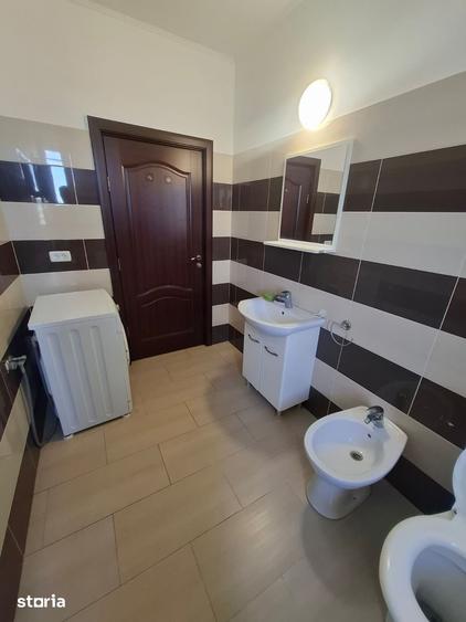Apartament cu 2 camere semidecomandat în Intim