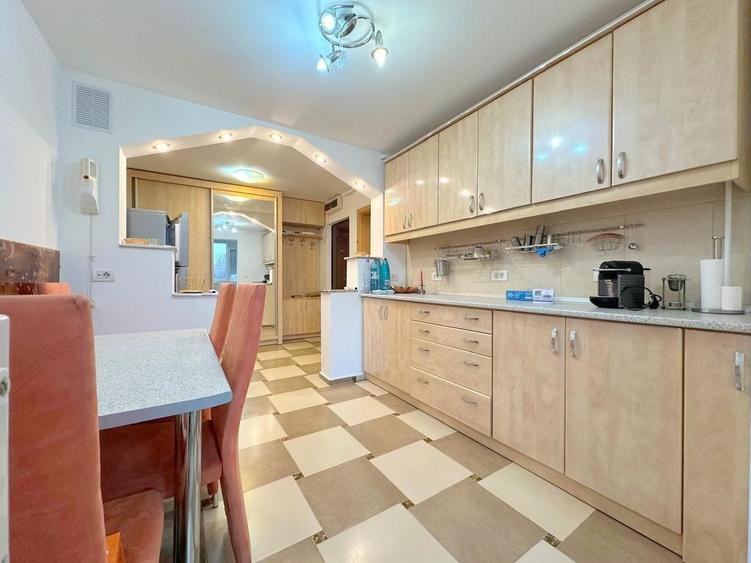 Apartament cu 2 camere decomandat, mobilat în Aradului