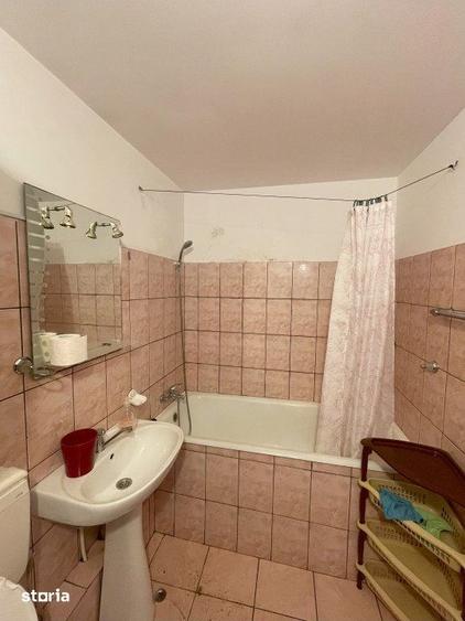 Apartament cu 4 camere în Vasile Alecsandri