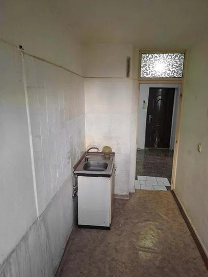 Titan Metrou Parc Decomandat Etaj 5/8 ,Bl 1986 ,Reabilitat SPATIOASA - 6