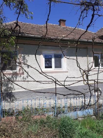 Casa de vanzare , - 3