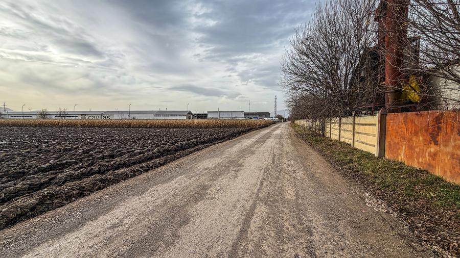 Teren industrial, intravilan, cu utilitati, Stupini, 11.600 mp - 10