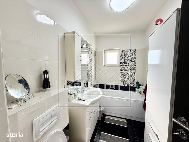 Apartament 2 camere etaj 2 din 3, balcon - str Ascanio Damian - 5