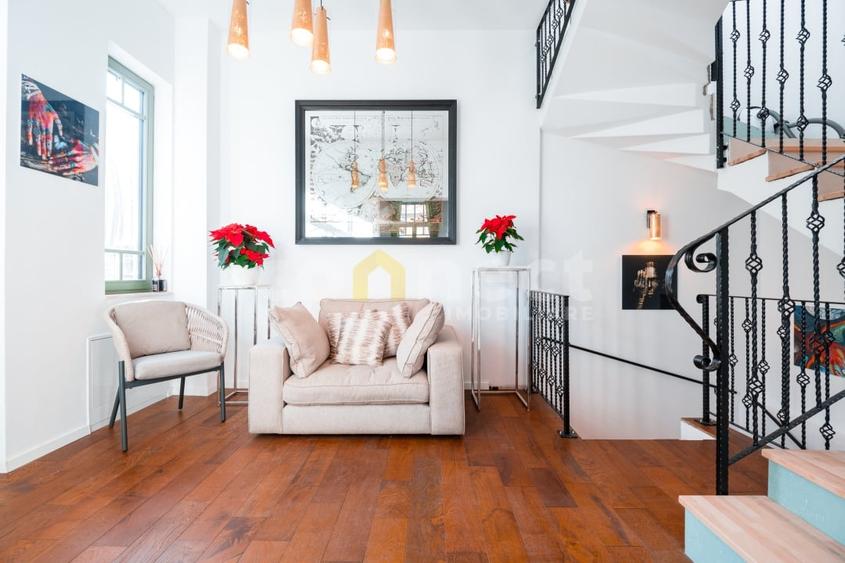 Vila / Casa de vanzare in Andrei Muresanu 2 unitati locative - 18