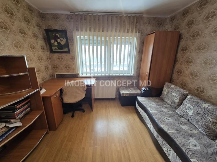 Vanzare apartament 4 camere, cu vedere panoramica, in zona Eroilor Ploiesti - 9