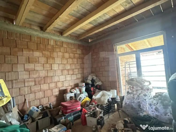 Casa la ro?u 3 camere, 144 mp, 584 mp teren, zona Cionchest - 7