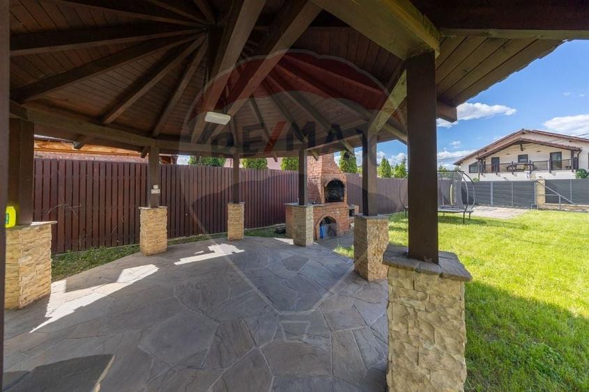 Casă  superba complet utilata teren 660mp - 33