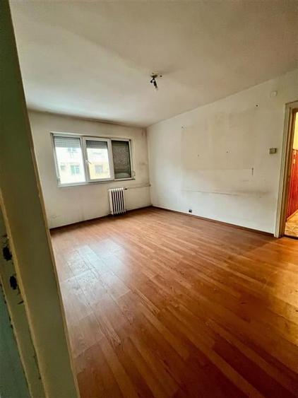 RECO Apartament 3 camere cu potential, etaj 2, Calea Aradului - 1